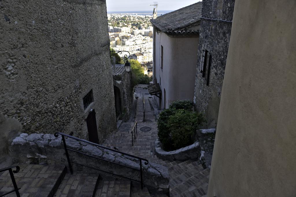 Petite Fleur D'Azur Bed and Breakfast Cagnes-sur-Mer Exteriör bild